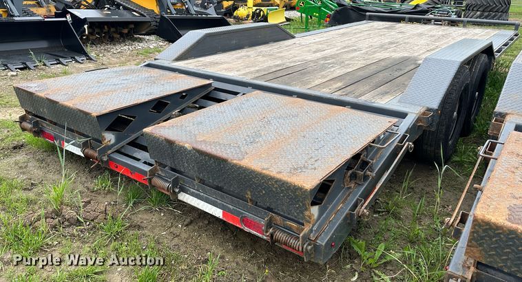 image for item DO5014 2020 Lamar  equipment trailer