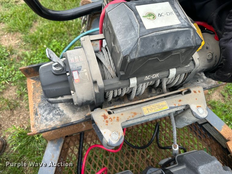 image for item DO5015 2020 Lamar  equipment trailer