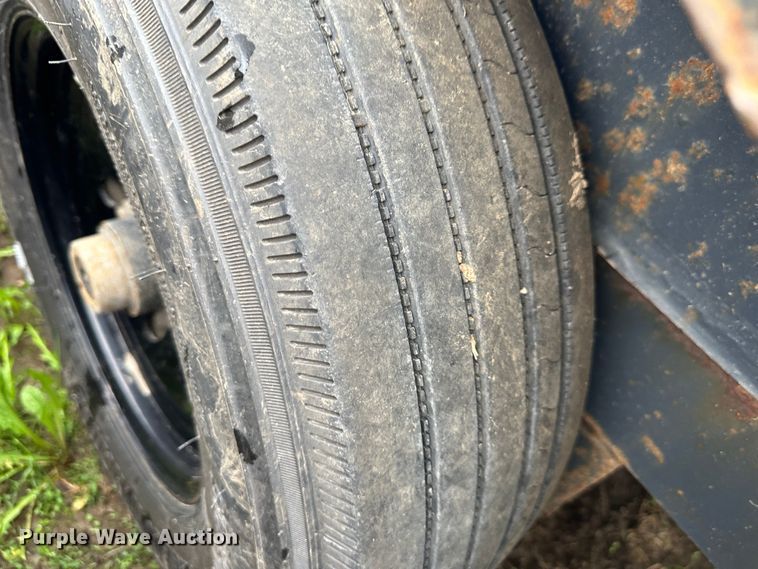 image for item DO5015 2020 Lamar  equipment trailer