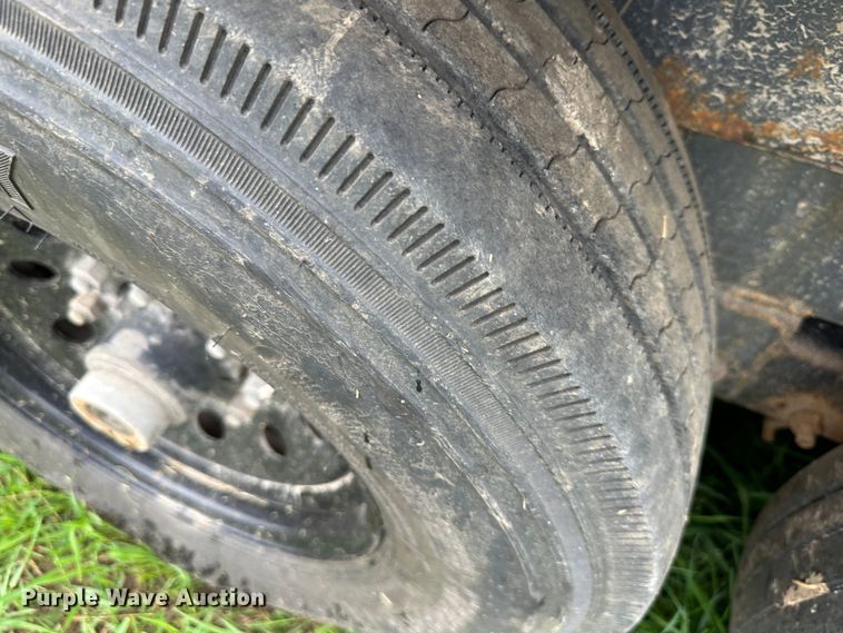 image for item DO5015 2020 Lamar  equipment trailer