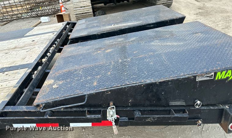 image for item DO5017 2021 Load Trail  equipment trailer