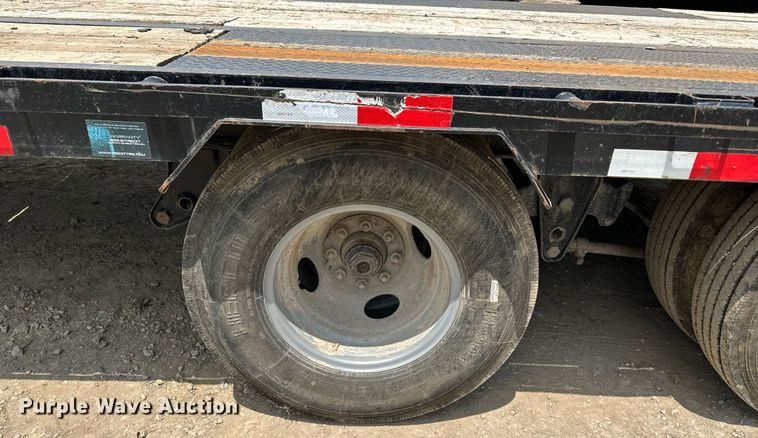 image for item DO5017 2021 Load Trail  equipment trailer