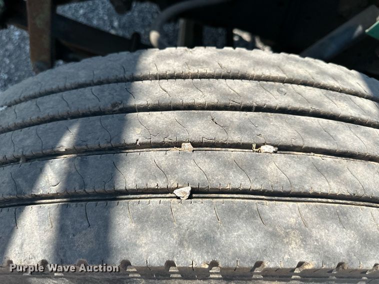 image for item DO5026 1996 International 4700  bucket truck