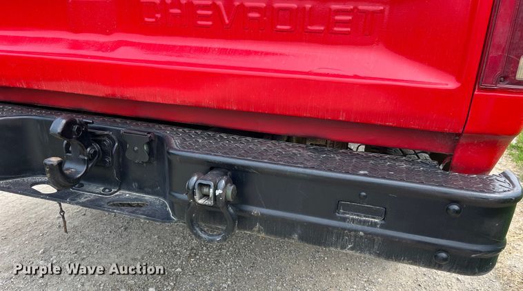 image for item DP0482 1986 Chevrolet D30  pickup truck