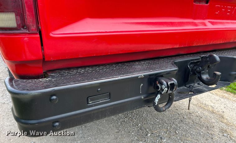 image for item DP0482 1986 Chevrolet D30  pickup truck