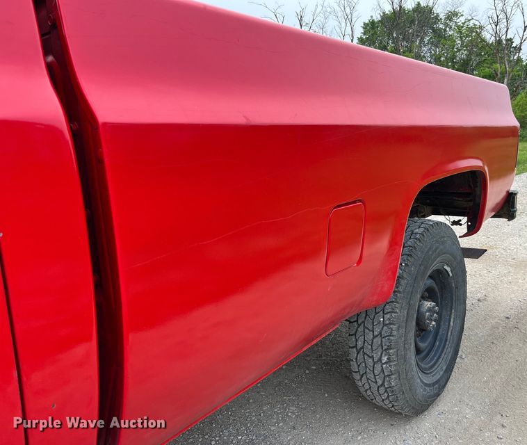 image for item DP0482 1986 Chevrolet D30  pickup truck