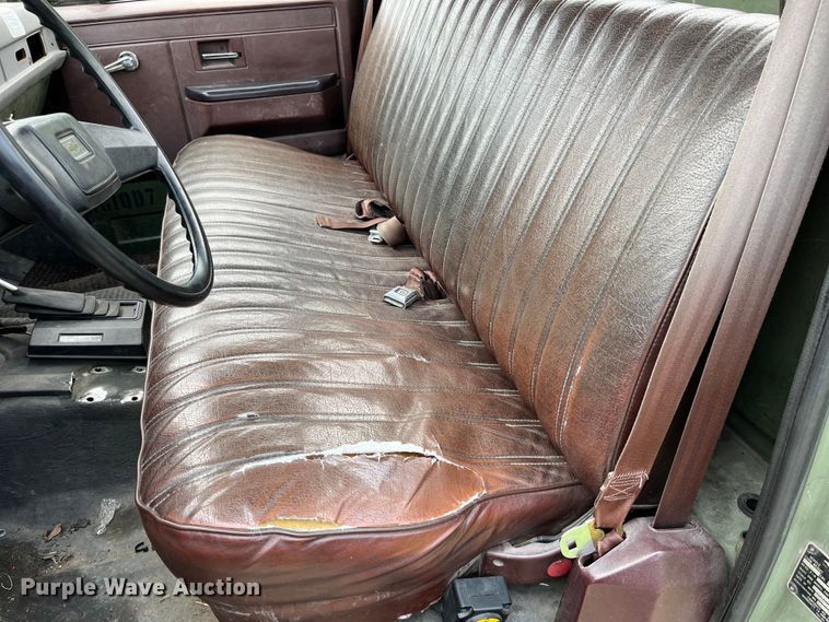 image for item DP0482 1986 Chevrolet D30  pickup truck