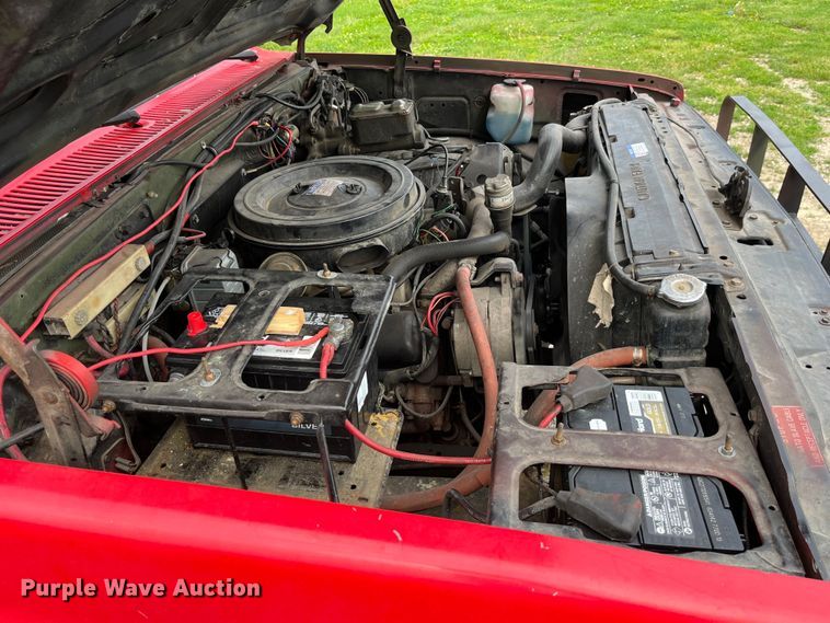 image for item DP0482 1986 Chevrolet D30  pickup truck