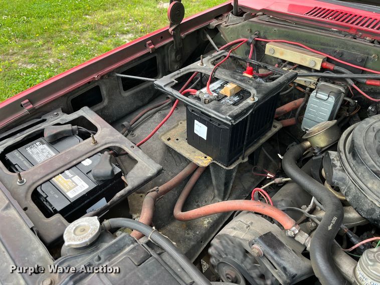 image for item DP0482 1986 Chevrolet D30  pickup truck