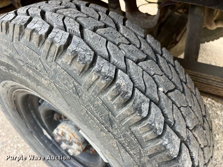 image for item DP0482 1986 Chevrolet D30  pickup truck