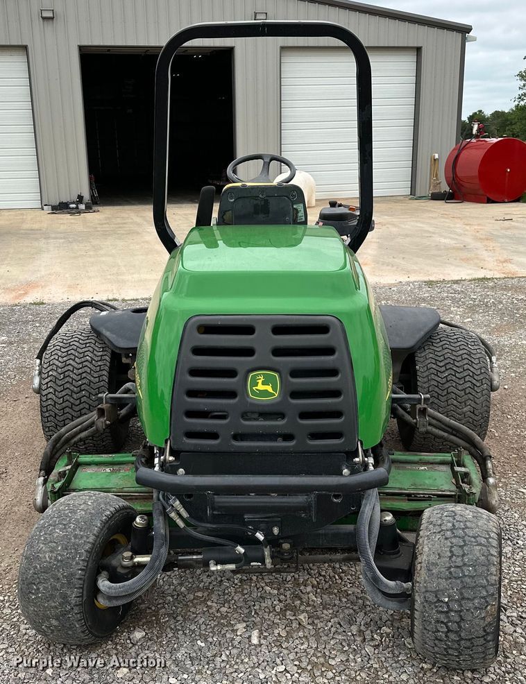 image for item DP3119 John Deere 3235C  reel mower