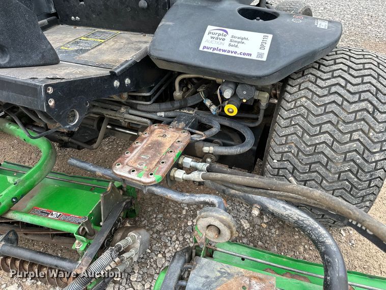 image for item DP3119 John Deere 3235C  reel mower