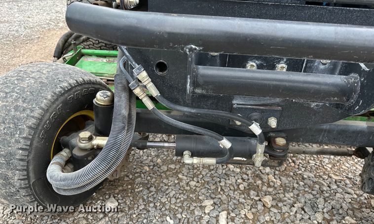 image for item DP3119 John Deere 3235C  reel mower