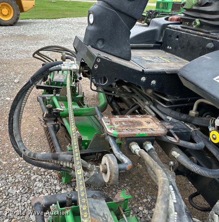image for item DP3119 John Deere 3235C  reel mower