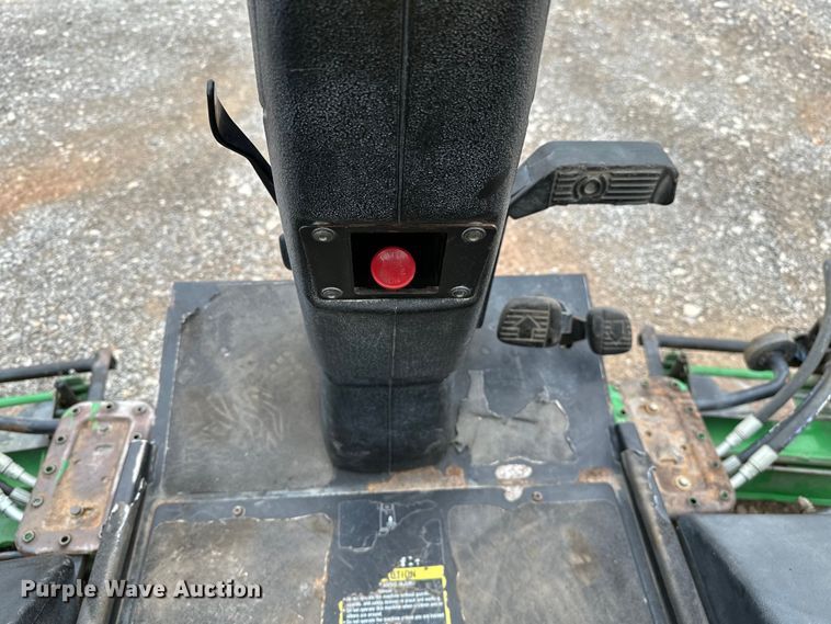 image for item DP3119 John Deere 3235C  reel mower