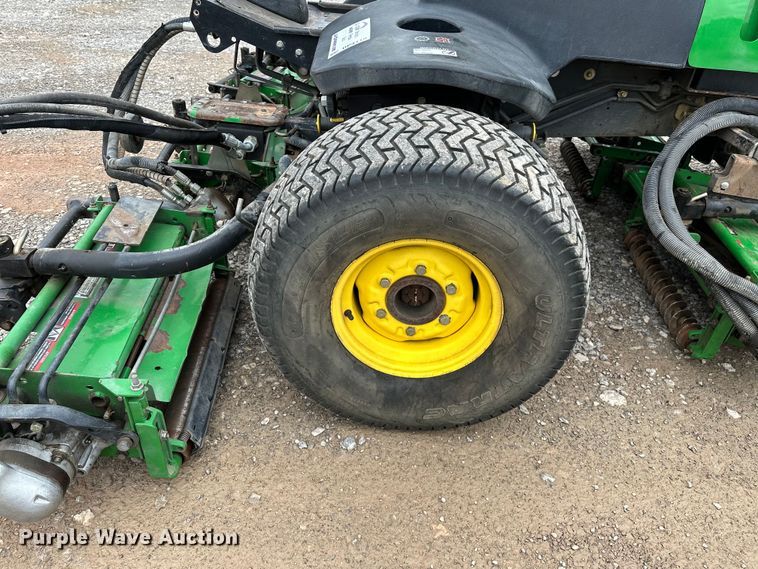 image for item DP3119 John Deere 3235C  reel mower