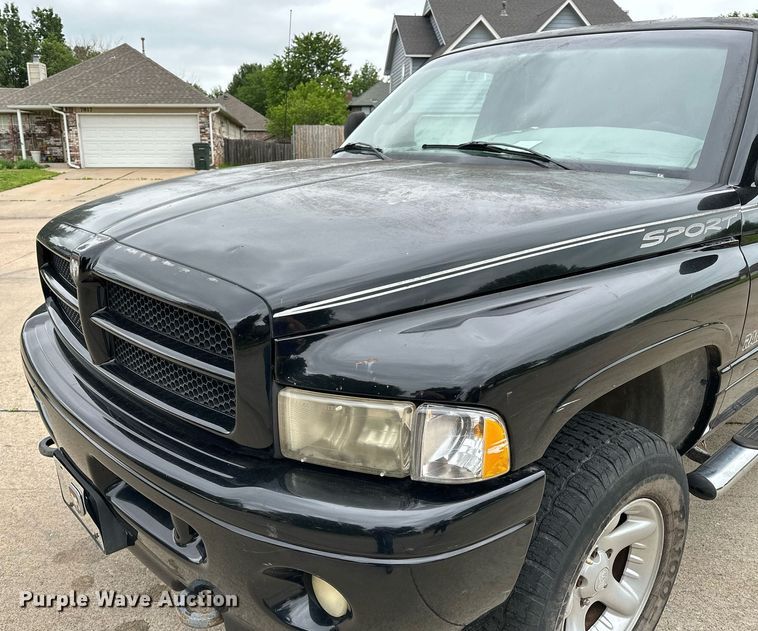 image for item DP3122 2001 Dodge Ram 1500  Quad Cab pickup truck