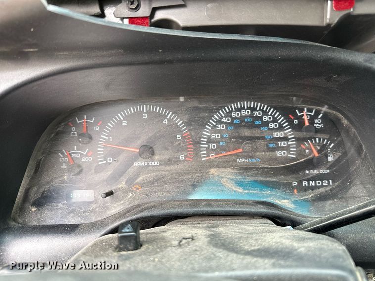 image for item DP3122 2001 Dodge Ram 1500  Quad Cab pickup truck