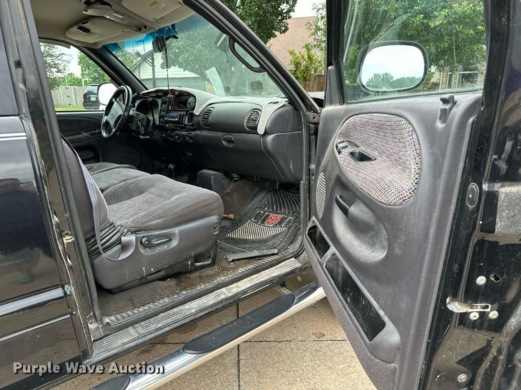 image for item DP3122 2001 Dodge Ram 1500  Quad Cab pickup truck