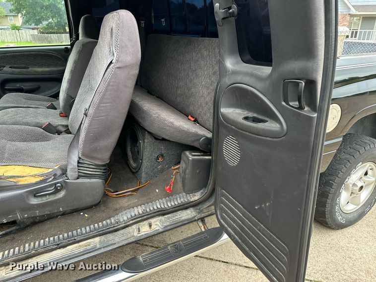 image for item DP3122 2001 Dodge Ram 1500  Quad Cab pickup truck