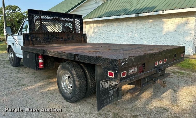 image for item DP3158 1997 Ford F350  flatbed pickup truck