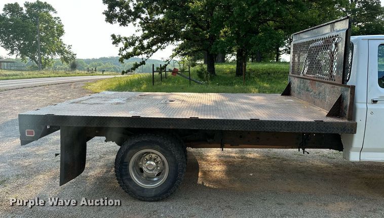 image for item DP3158 1997 Ford F350  flatbed pickup truck