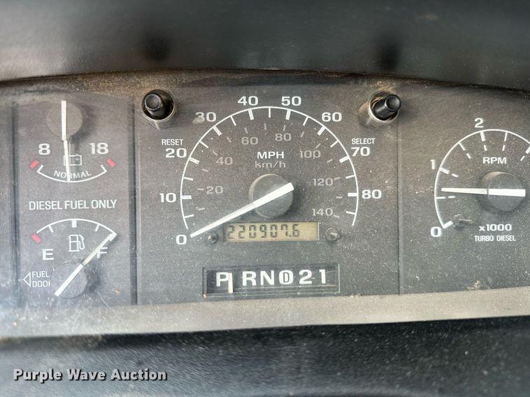 image for item DP3158 1997 Ford F350  flatbed pickup truck