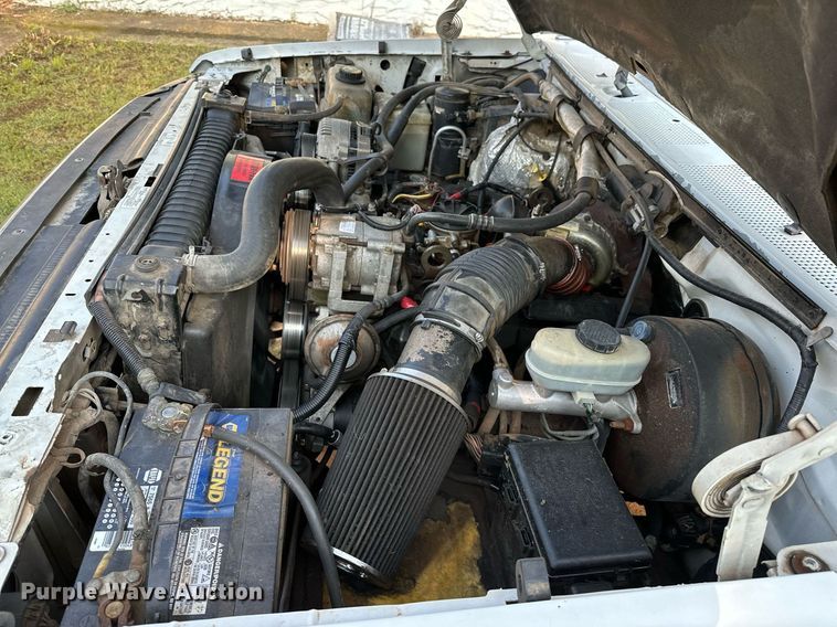 image for item DP3158 1997 Ford F350  flatbed pickup truck