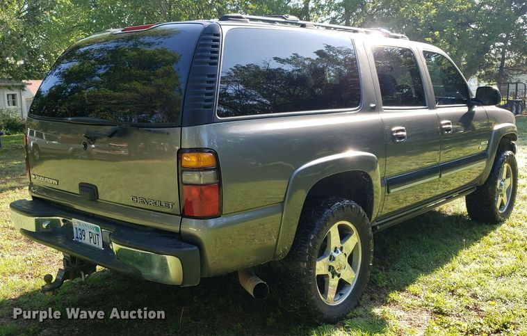 image for item DP7913 2001 Chevrolet Suburban  SUV