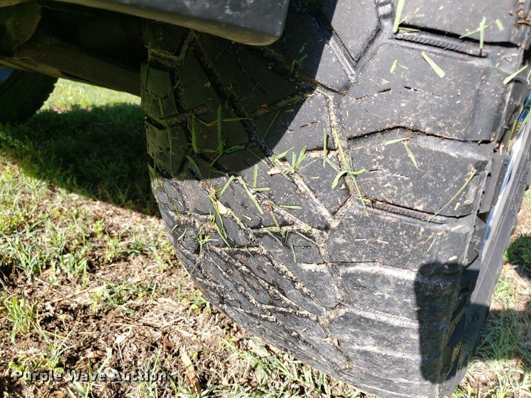 image for item DP7913 2001 Chevrolet Suburban  SUV