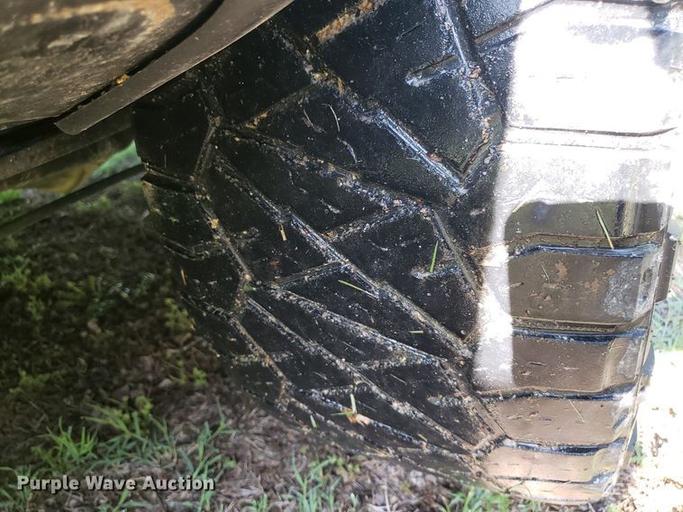 image for item DP7913 2001 Chevrolet Suburban  SUV