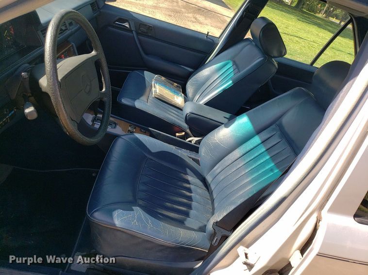 image for item DP7920 1986 Mercedes Benz 300E