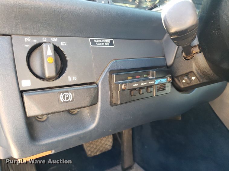 image for item DP7920 1986 Mercedes Benz 300E