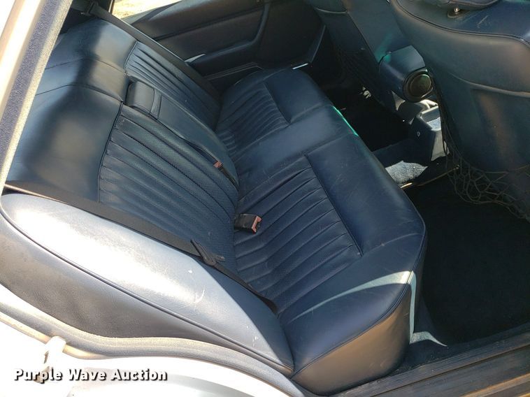 image for item DP7920 1986 Mercedes Benz 300E