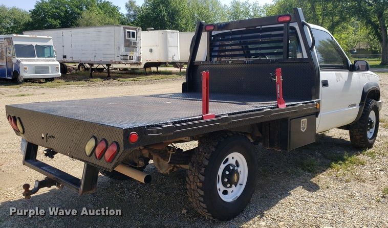 image for item DP7922 1992 Chevrolet K2500  flatbed pickup truck