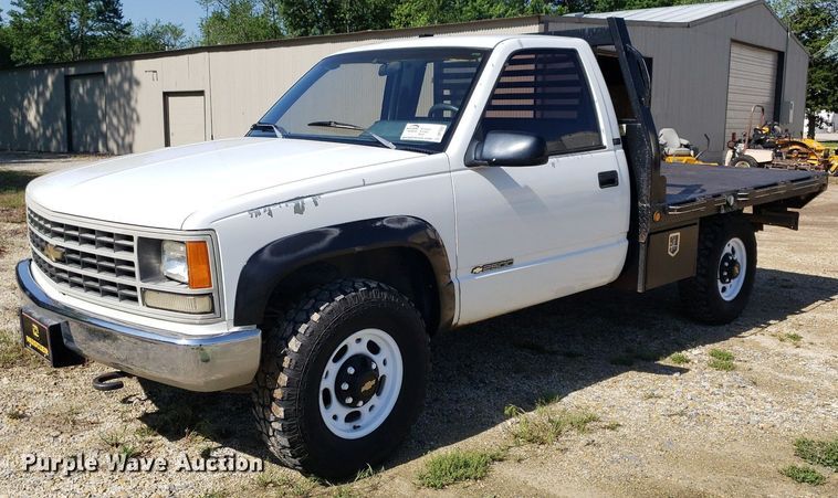 image for item DP7922 1992 Chevrolet K2500  flatbed pickup truck