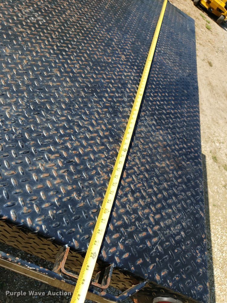 image for item DP7922 1992 Chevrolet K2500  flatbed pickup truck