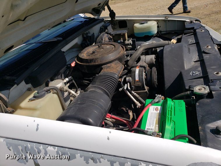 image for item DP7922 1992 Chevrolet K2500  flatbed pickup truck