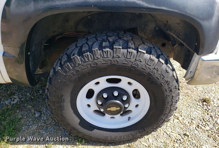 image for item DP7922 1992 Chevrolet K2500  flatbed pickup truck