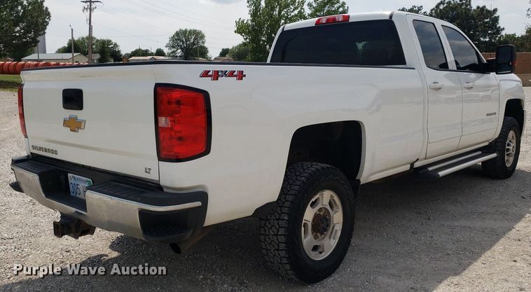 image for item DP7925 2016 Chevrolet Silverado 2500HD  Double Cab pickup truck