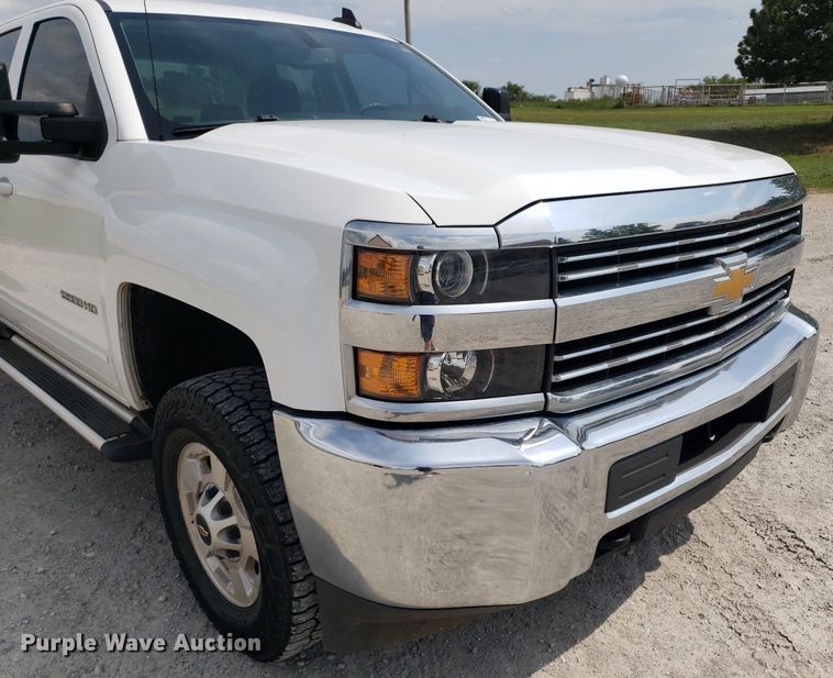 image for item DP7925 2016 Chevrolet Silverado 2500HD  Double Cab pickup truck