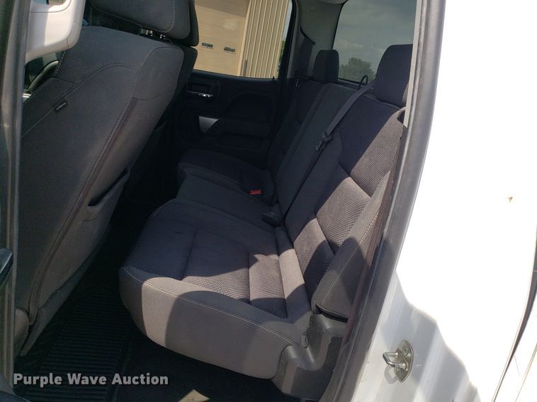 image for item DP7925 2016 Chevrolet Silverado 2500HD  Double Cab pickup truck