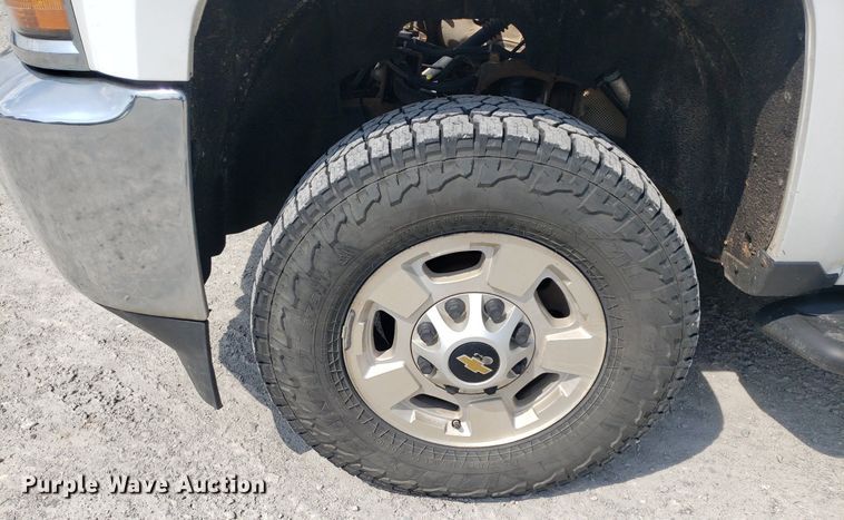 image for item DP7925 2016 Chevrolet Silverado 2500HD  Double Cab pickup truck