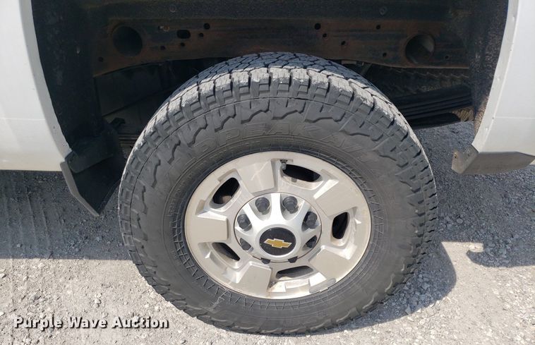 image for item DP7925 2016 Chevrolet Silverado 2500HD  Double Cab pickup truck