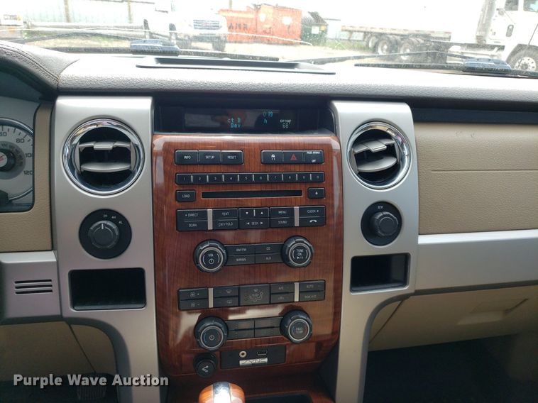 image for item DP7949 2010 Ford F150  SuperCrew pickup truck