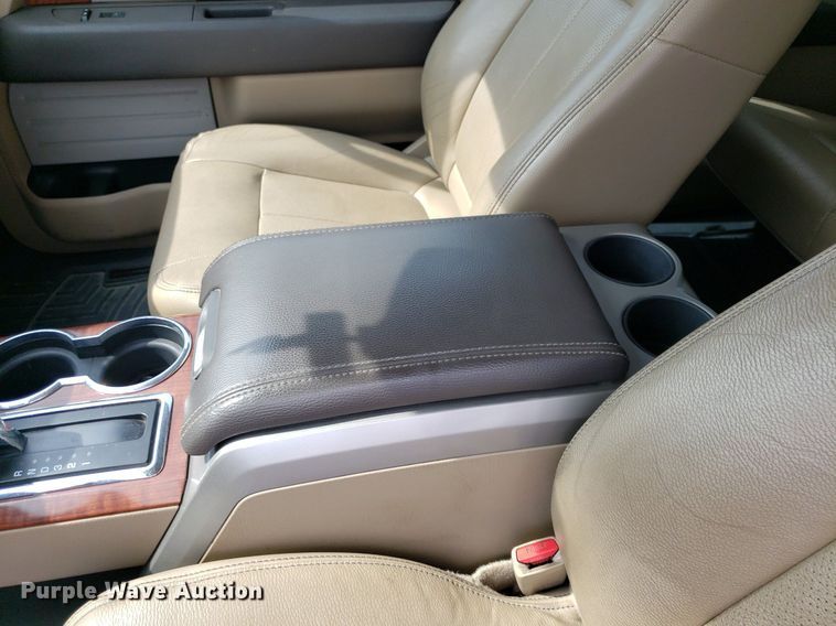 image for item DP7949 2010 Ford F150  SuperCrew pickup truck