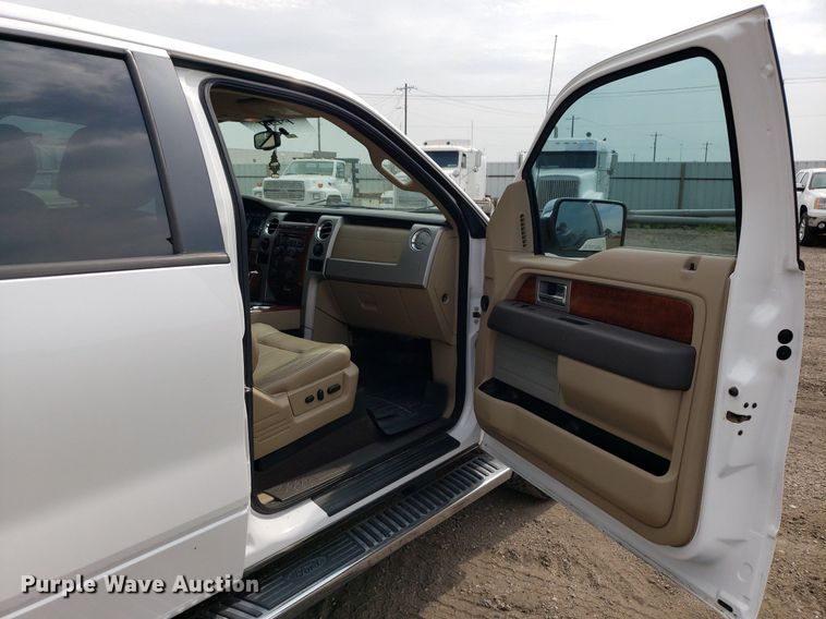 image for item DP7949 2010 Ford F150  SuperCrew pickup truck