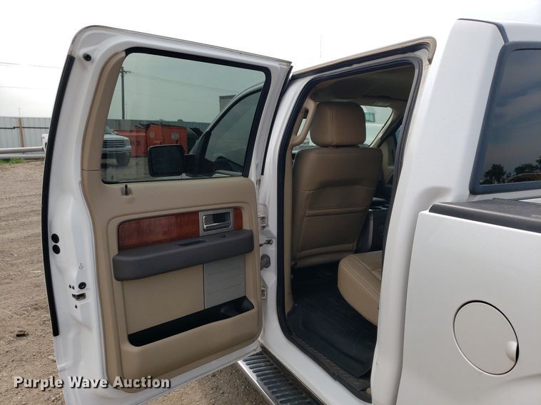 image for item DP7949 2010 Ford F150  SuperCrew pickup truck