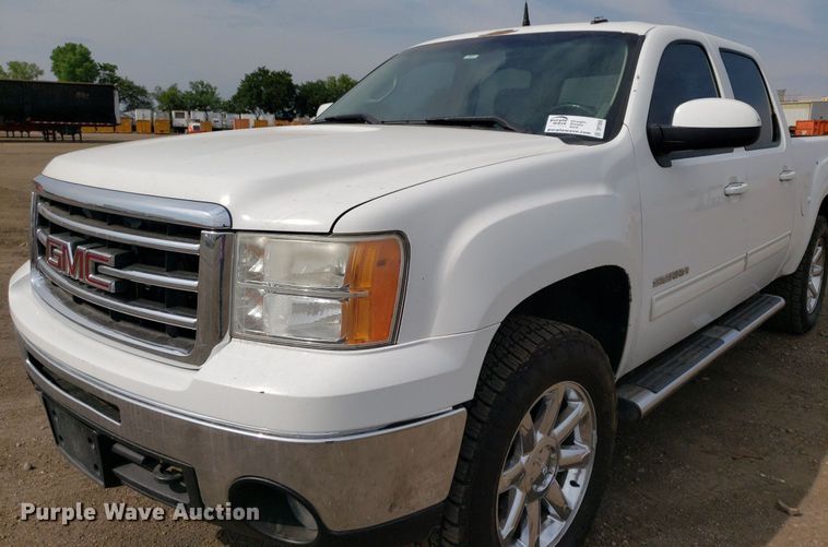 image for item DP7950 2012 GMC Sierra 1500  Crew Cab pickup truck