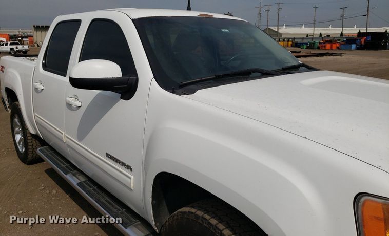 image for item DP7950 2012 GMC Sierra 1500  Crew Cab pickup truck